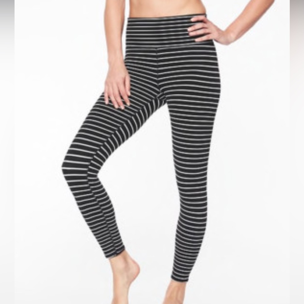 Athleta NWT Chaturanga Virasana Stripe 7/8 Tight